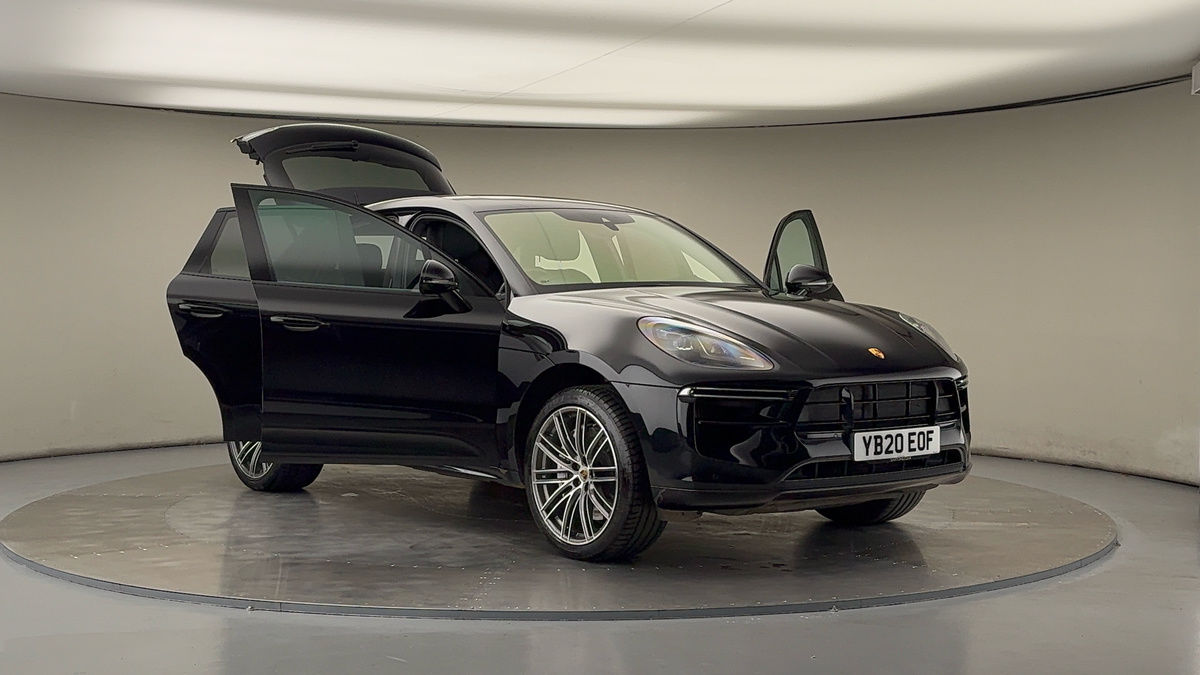 More views of Porsche Macan