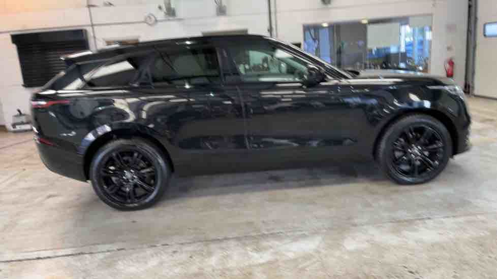 More views of Land Rover Range Rover Velar