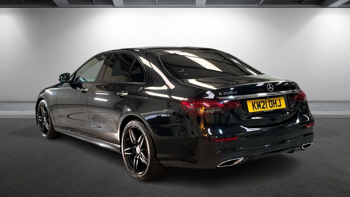 Mercedes-Benz E Class Image 2