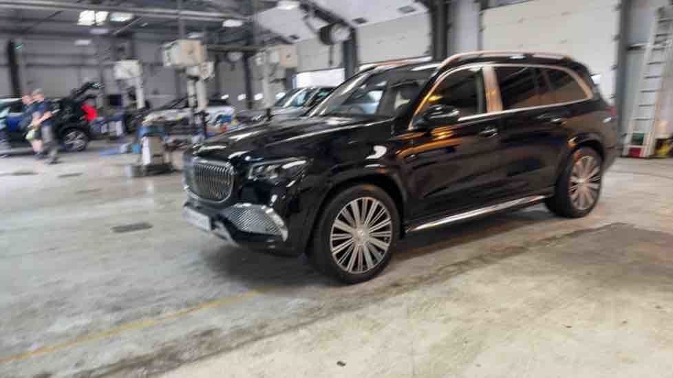More views of Mercedes-Benz Maybach GLS