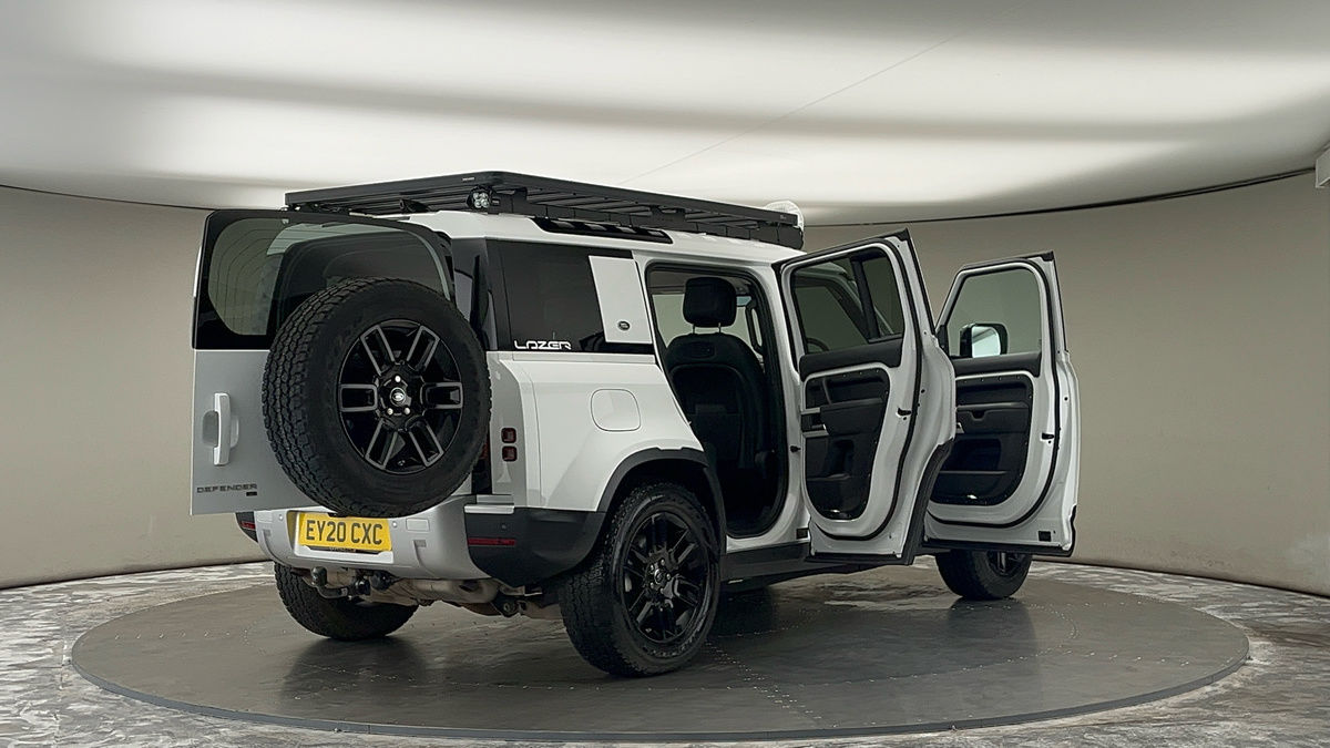 More views of Land Rover Defender 110