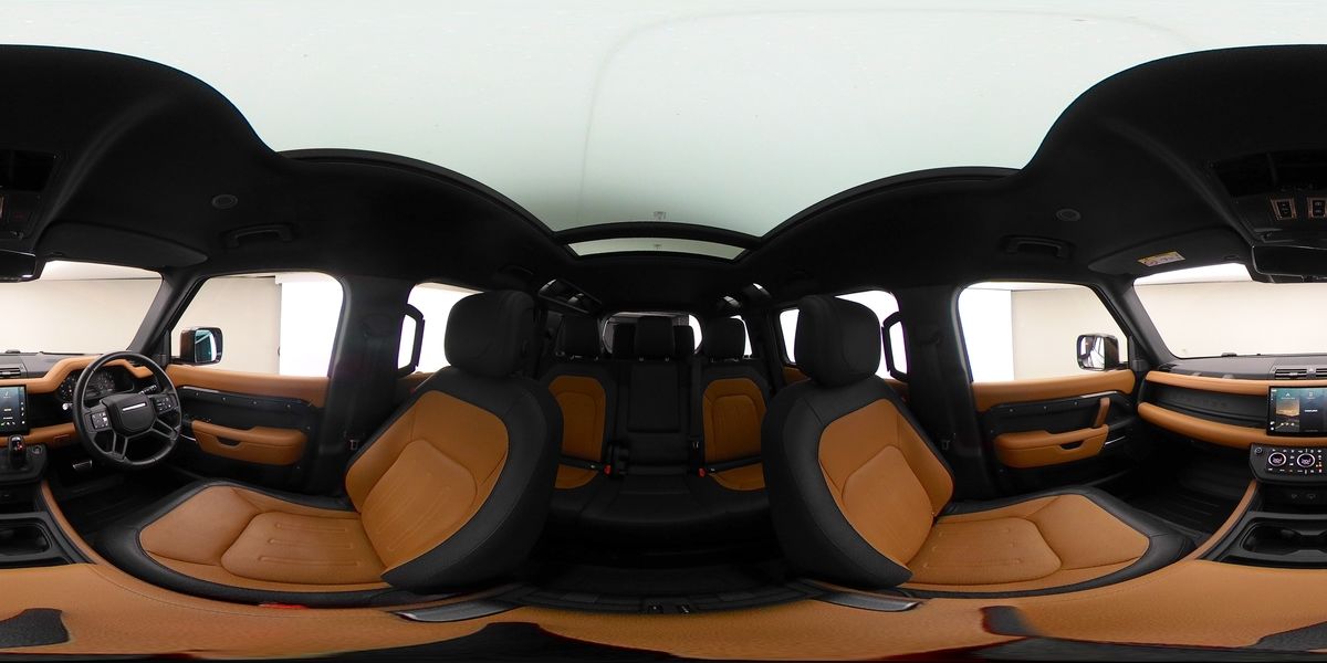 More views of Land Rover Defender 110