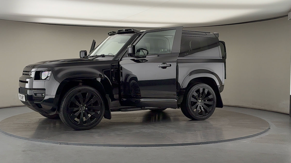 More views of Land Rover Defender 90