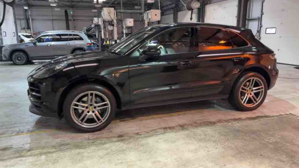 More views of Porsche Macan