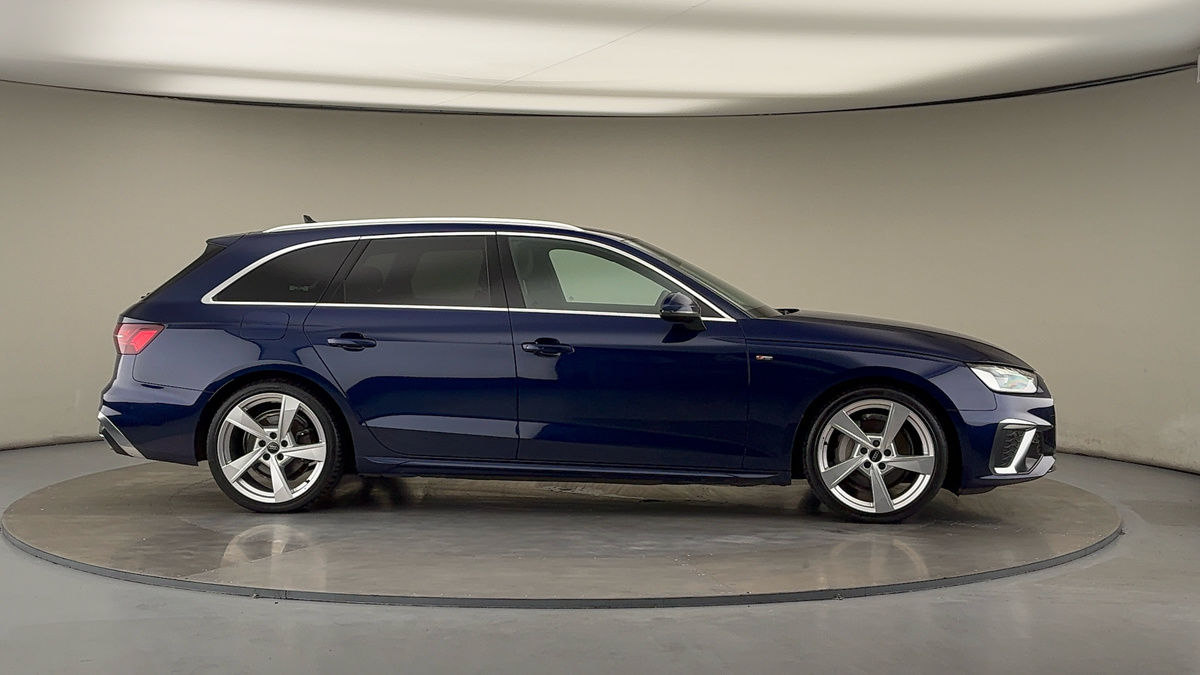 More views of Audi A4 Avant