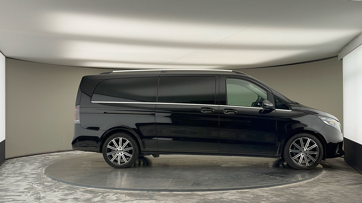More views of Mercedes-Benz V Class
