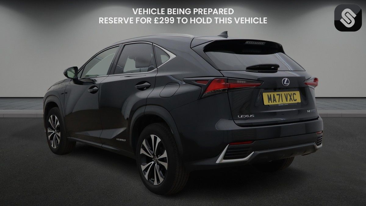 Lexus NX Image 3
