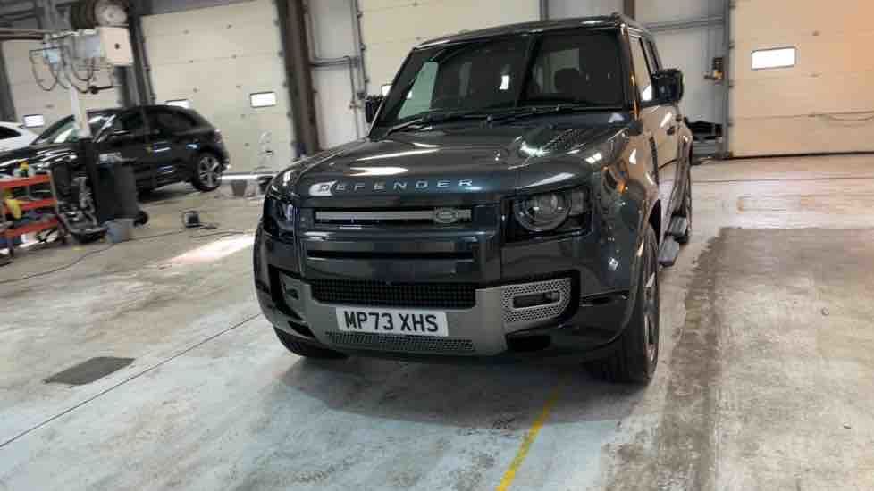 More views of Land Rover Defender 110