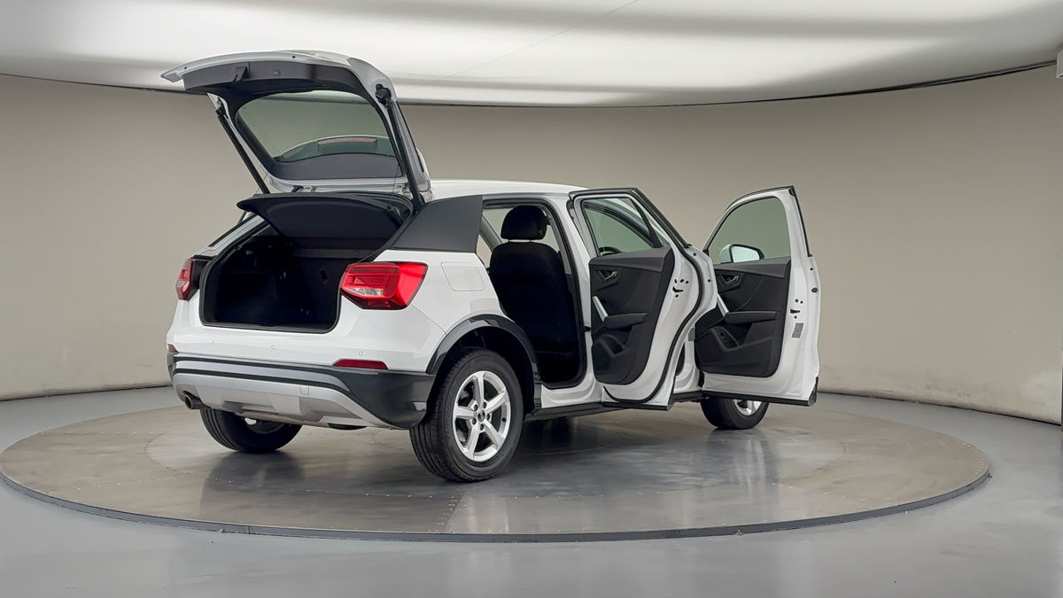 More views of Audi Q2