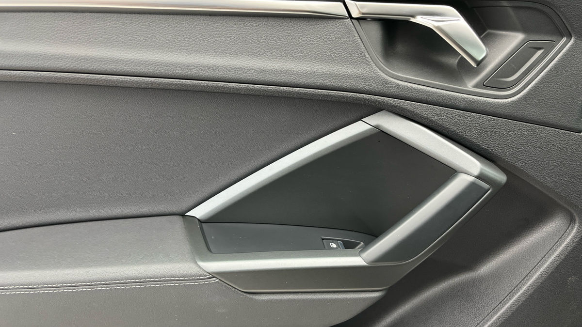 Audi Q3 Image 19