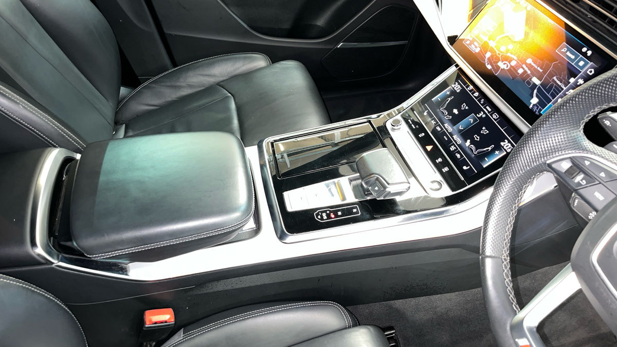 Audi Q8 Image 18