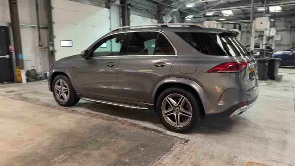 More views of Mercedes-Benz GLE