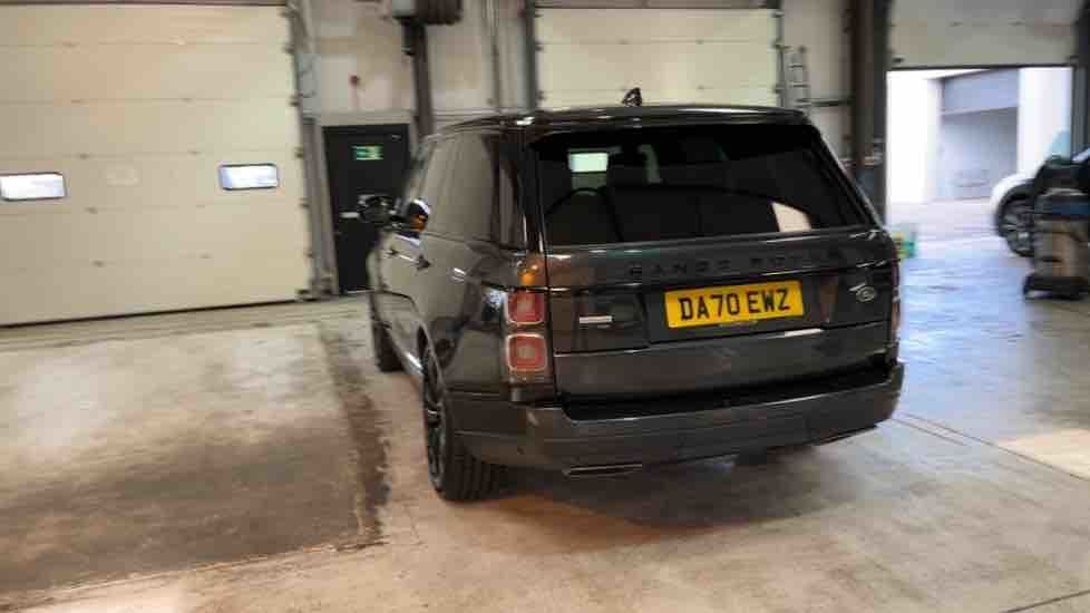 More views of Land Rover Range Rover