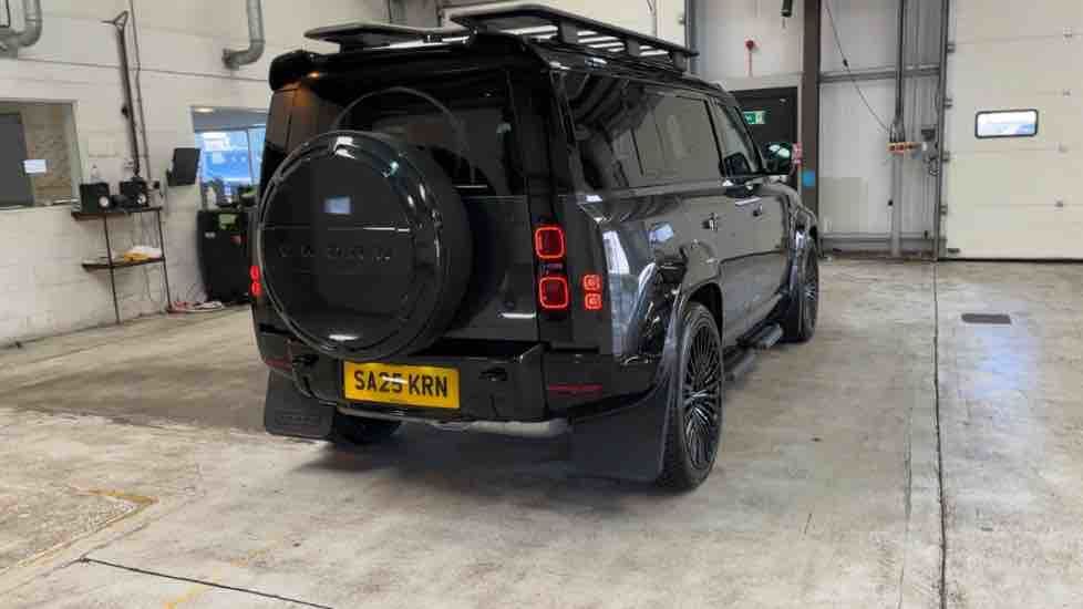 More views of Land Rover Defender 110