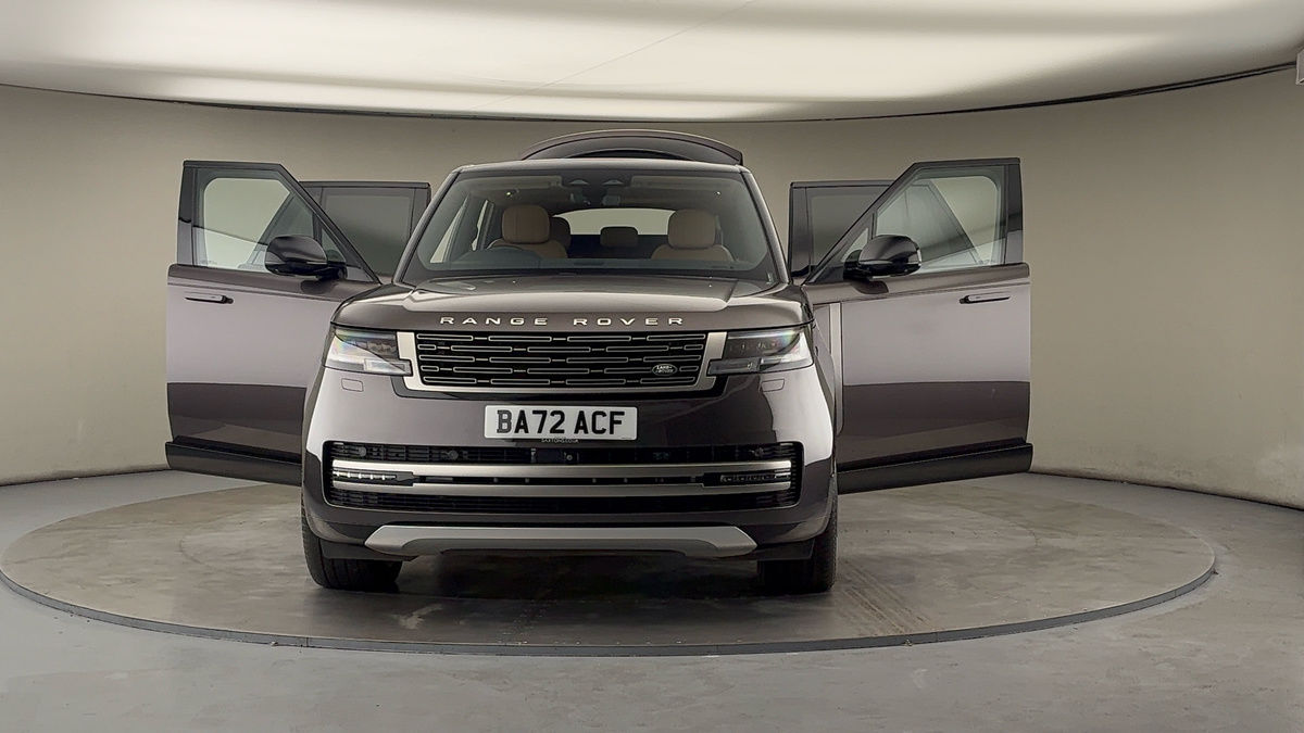 More views of Land Rover Range Rover