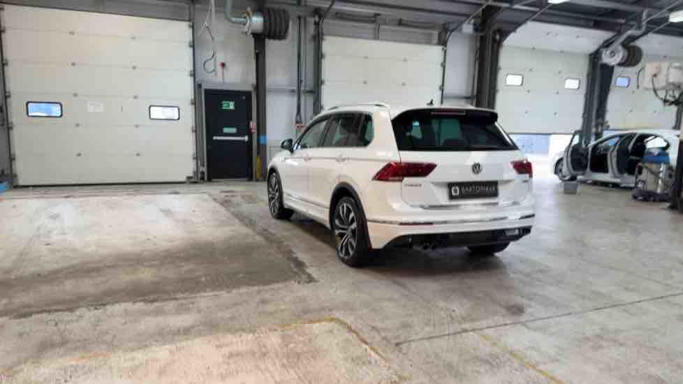 More views of Volkswagen Tiguan