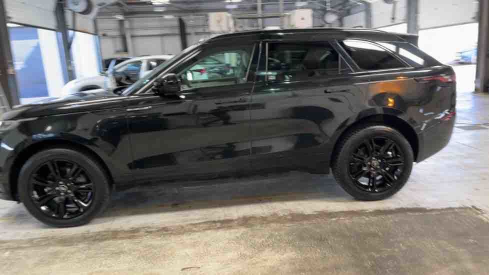 More views of Land Rover Range Rover Velar