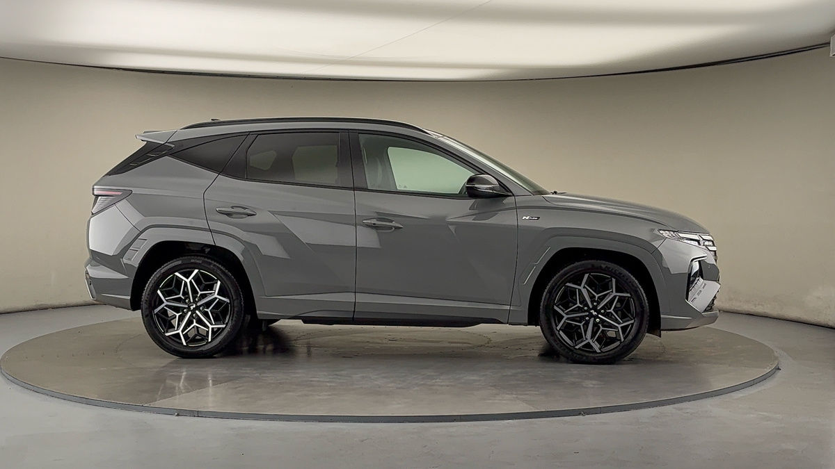 More views of Hyundai TUCSON