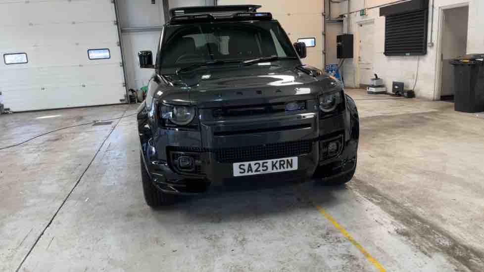 More views of Land Rover Defender 110