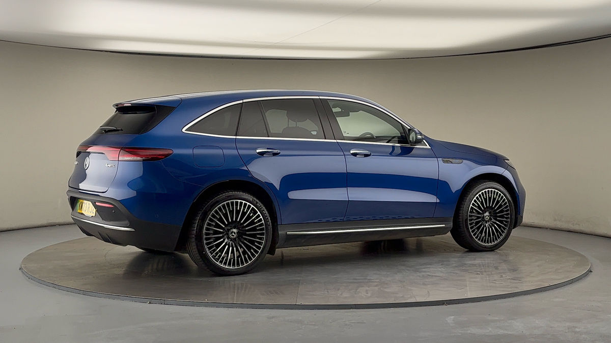 More views of Mercedes-Benz EQC