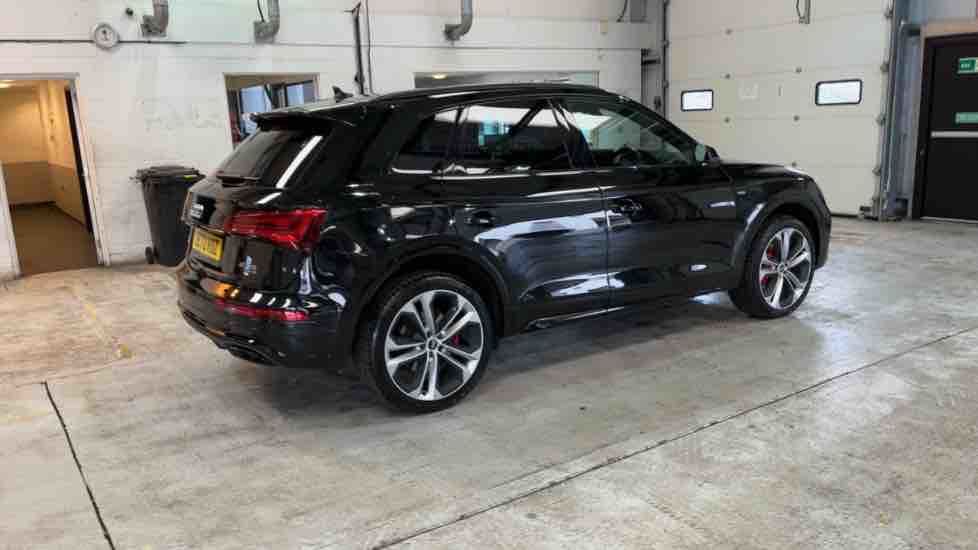 More views of Audi Q5