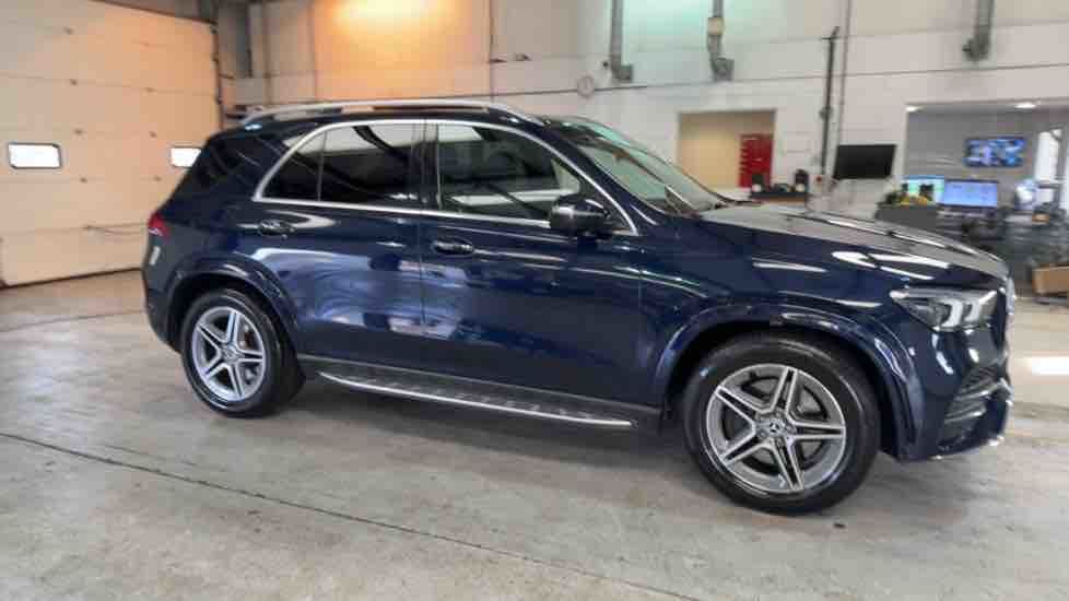 More views of Mercedes-Benz GLE