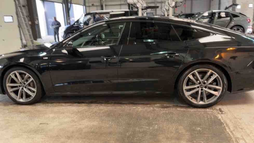 More views of Audi A7