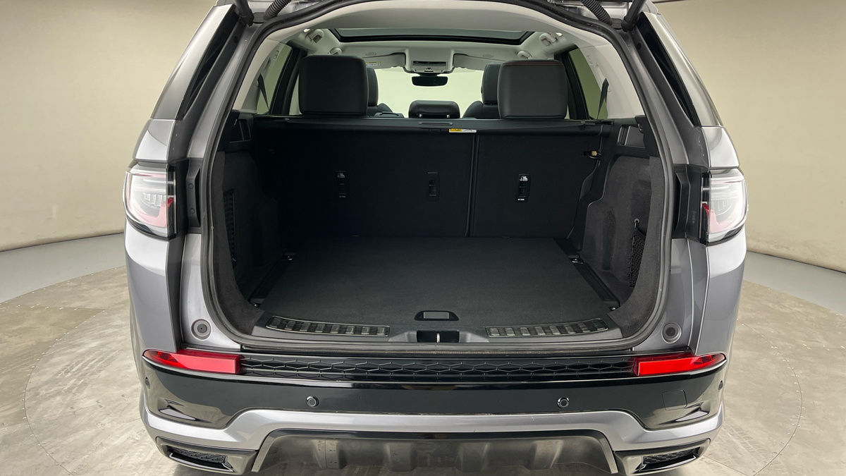 Land Rover Discovery Sport Image 11