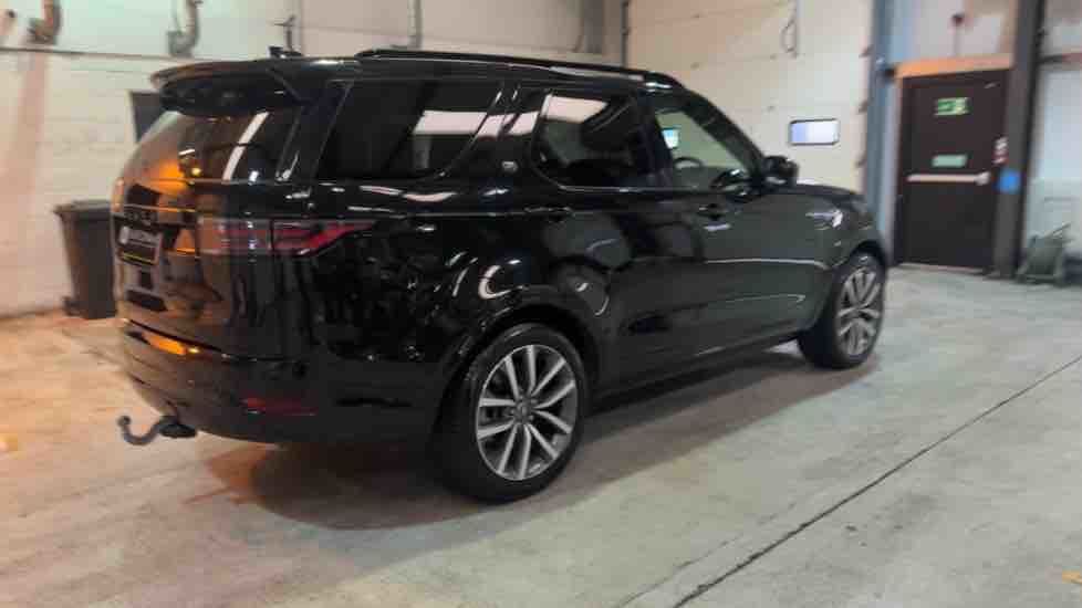 More views of Land Rover Discovery