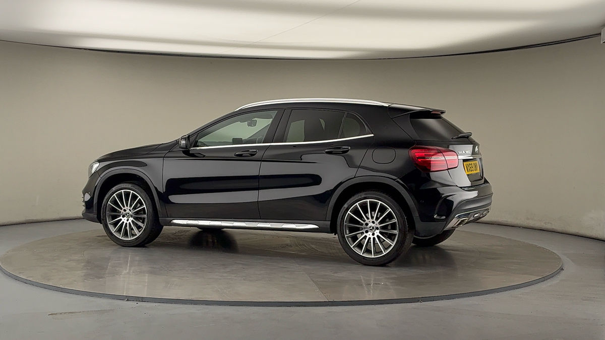 More views of Mercedes-Benz GLA