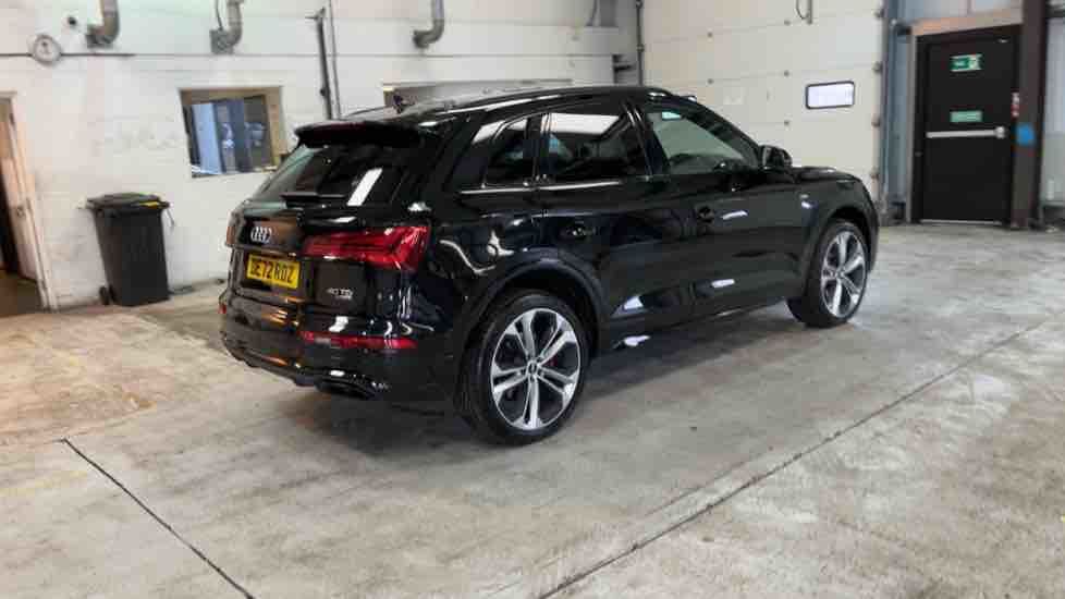 More views of Audi Q5