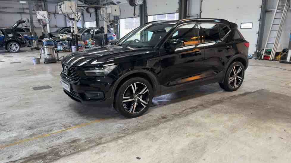More views of Volvo XC40