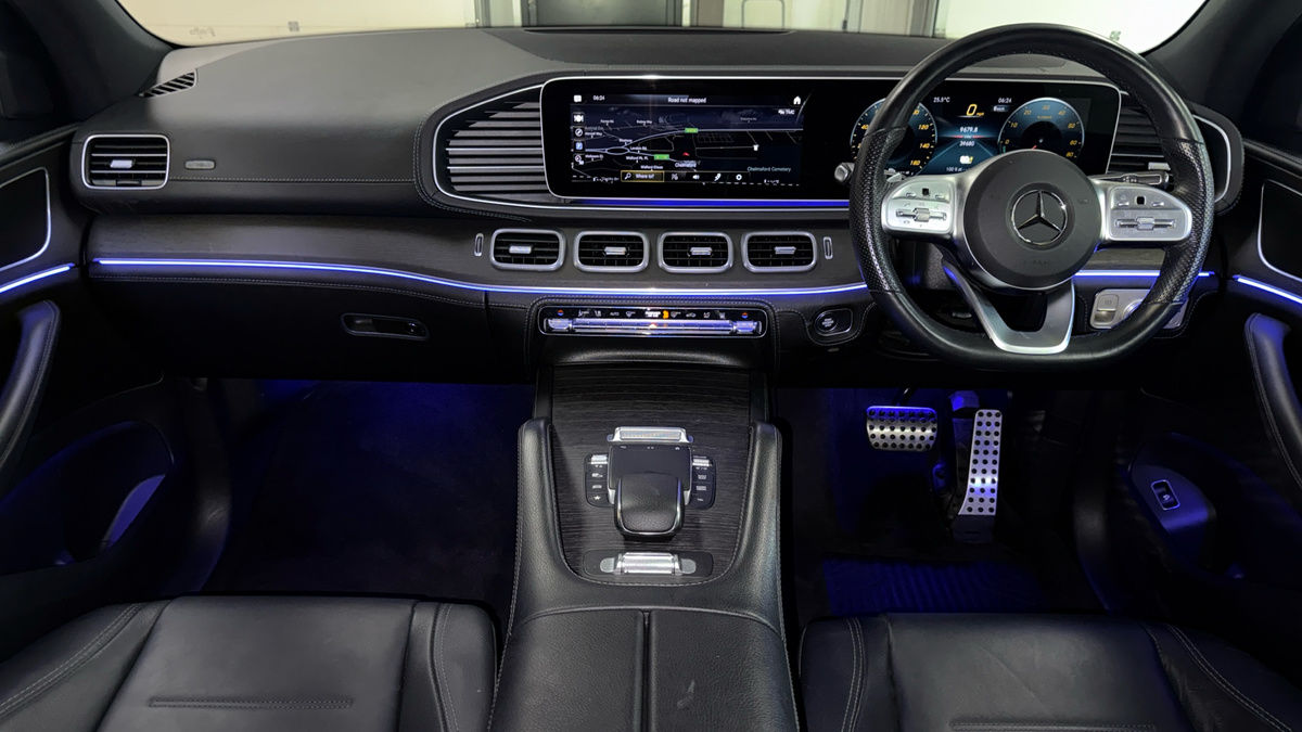 Mercedes-Benz GLE Image 12