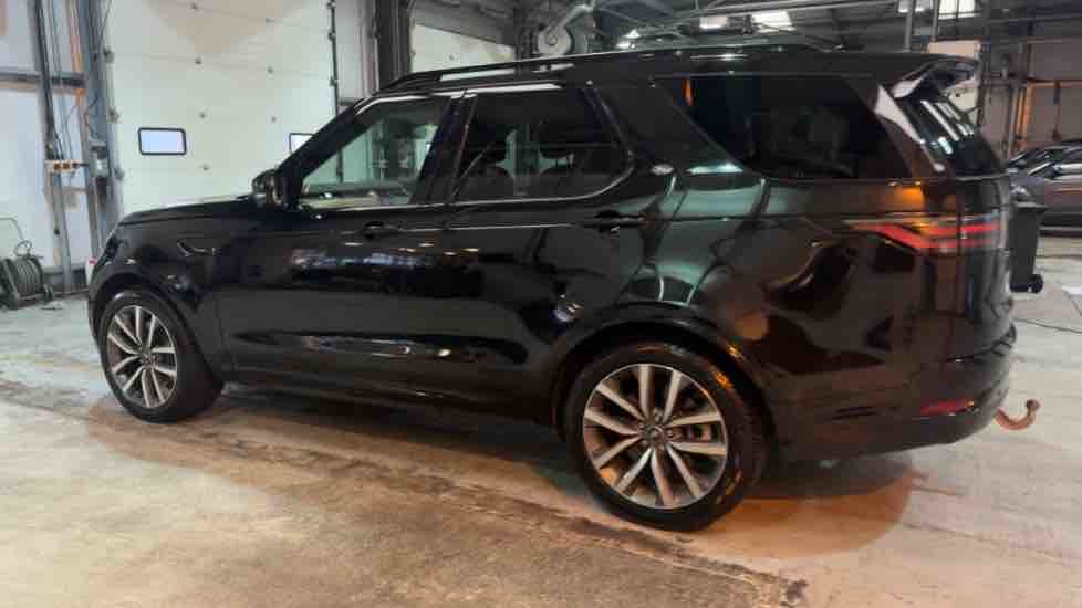 More views of Land Rover Discovery