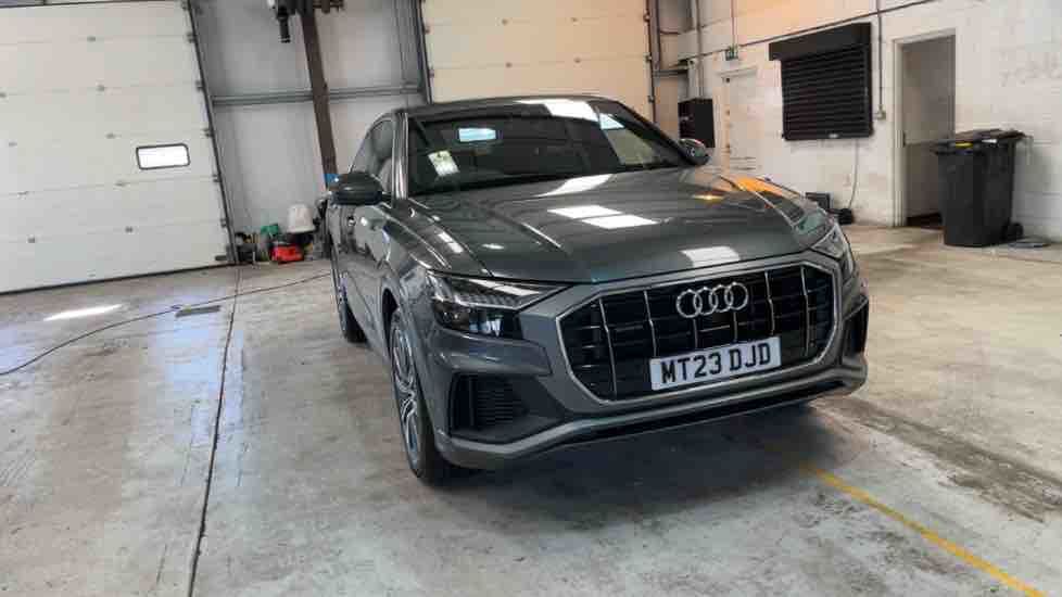 More views of Audi Q8