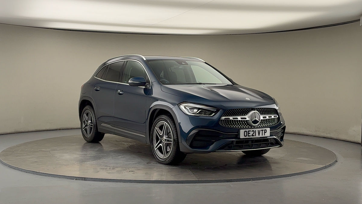 Mercedes-Benz GLA Sticky Header Image