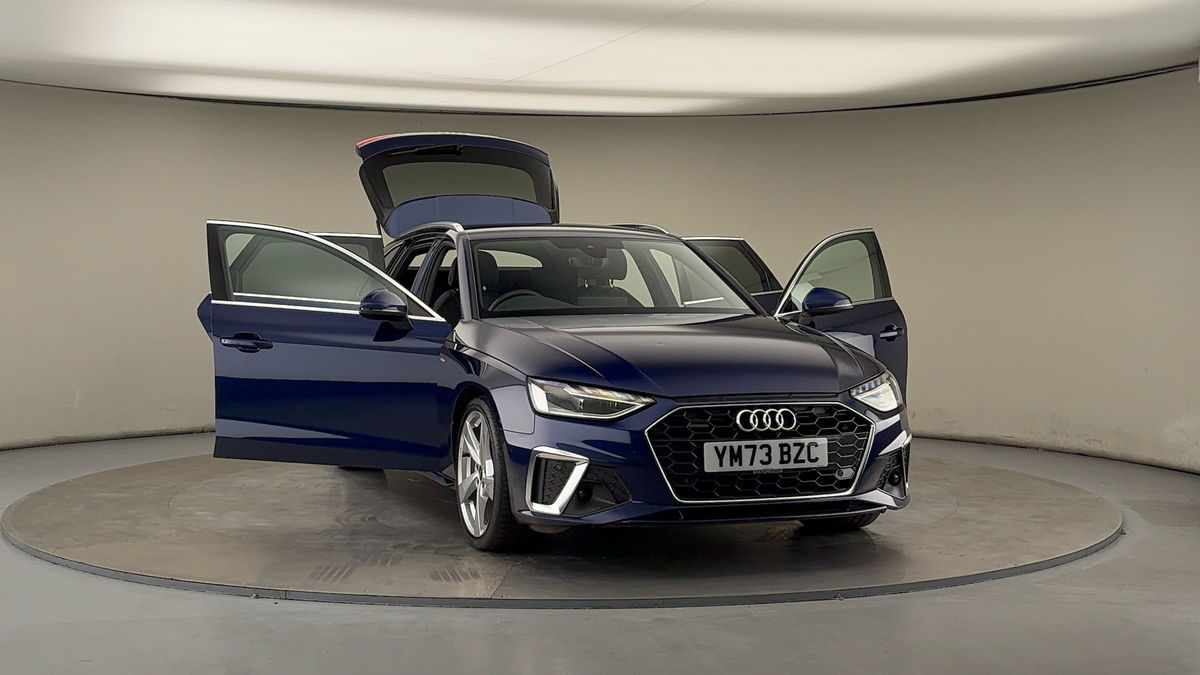 More views of Audi A4 Avant