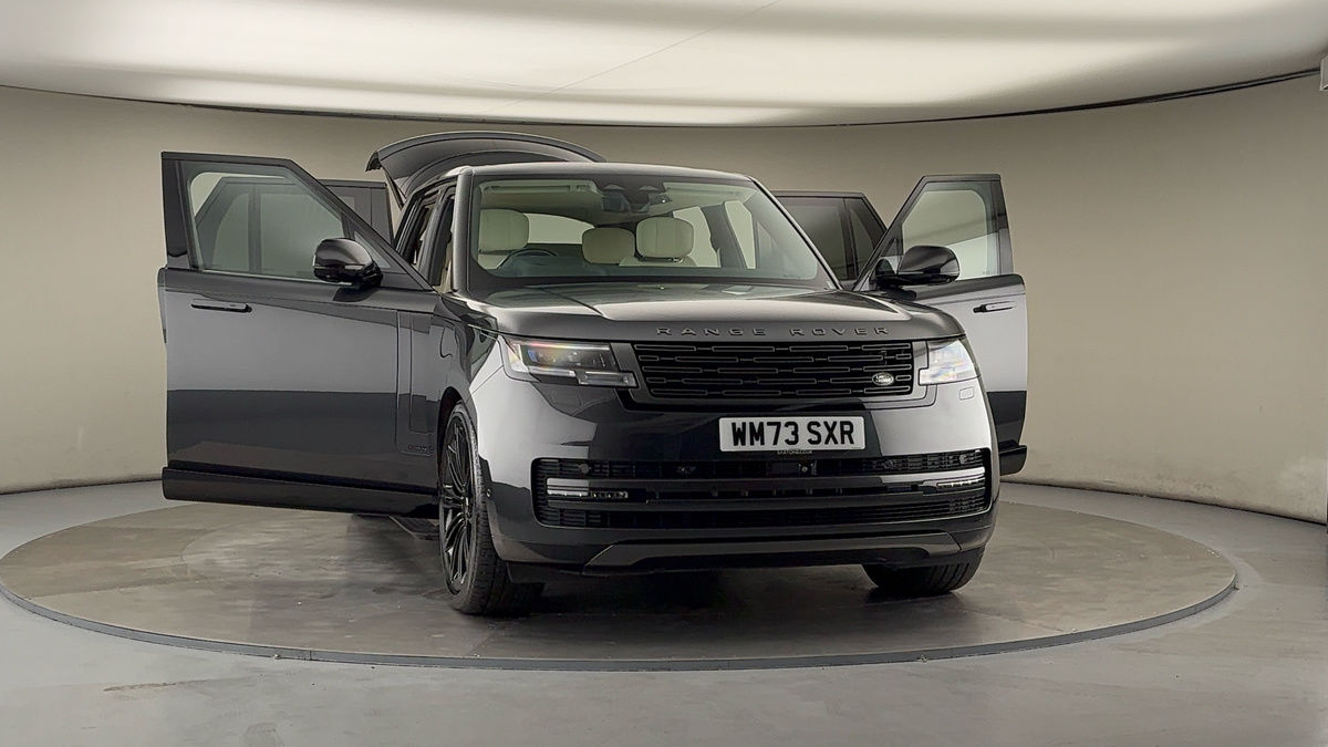 More views of Land Rover Range Rover