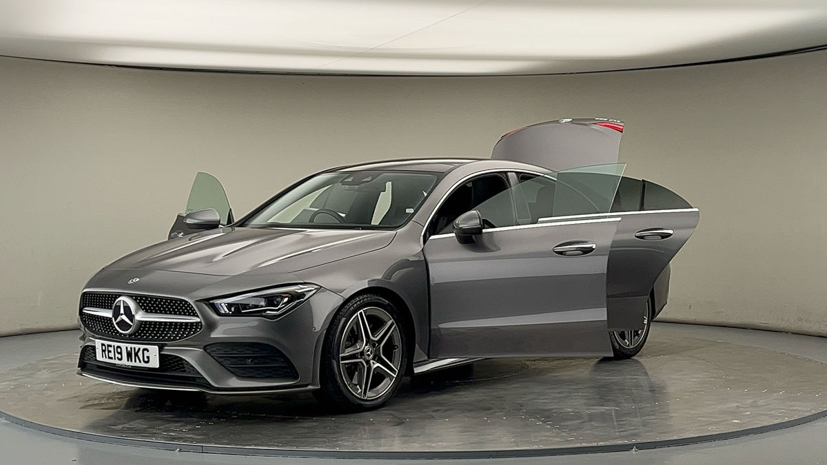 Mercedes-Benz CLA Image 22