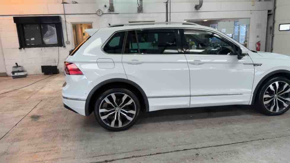 More views of Volkswagen Tiguan