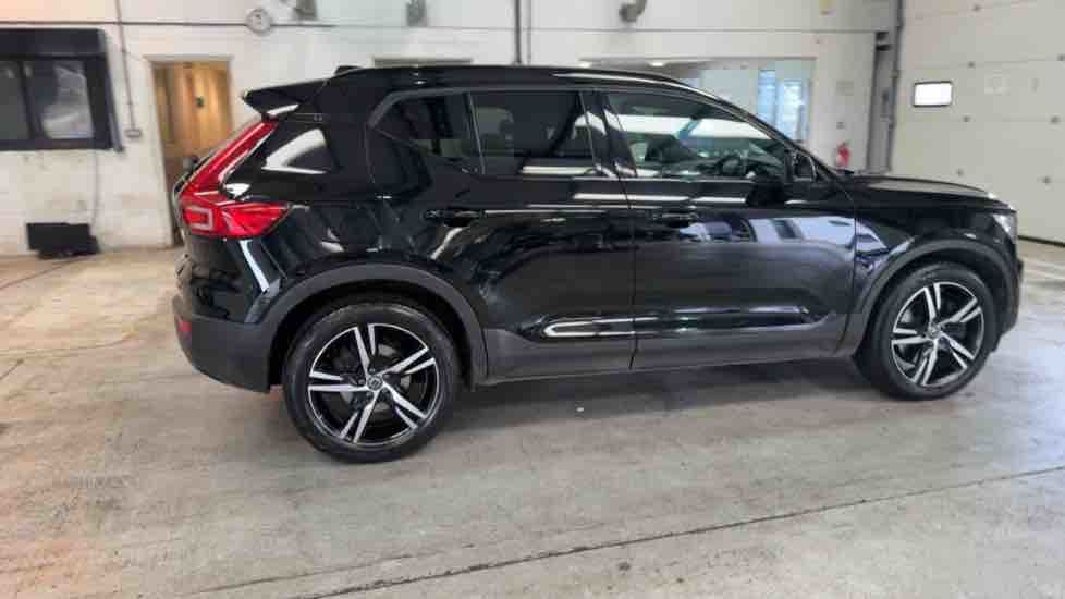 More views of Volvo XC40