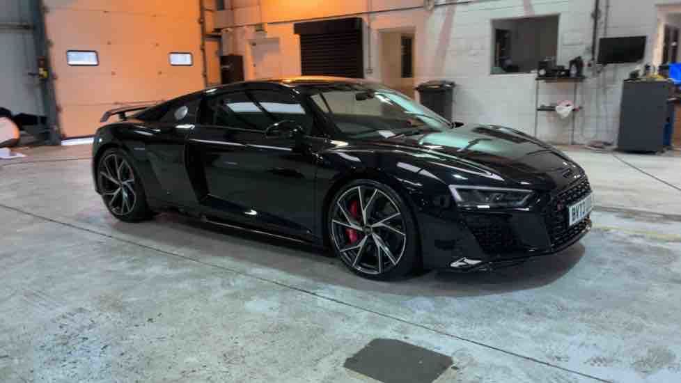 More views of Audi R8