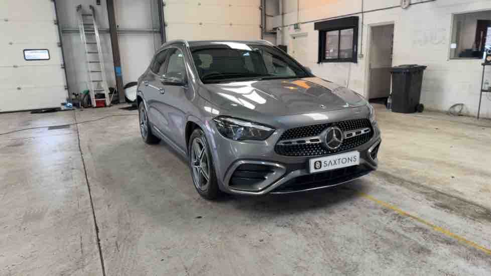 More views of Mercedes-Benz GLA
