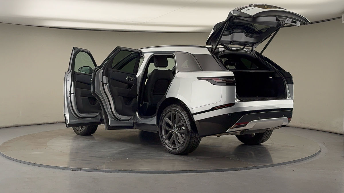 More views of Land Rover Range Rover Velar