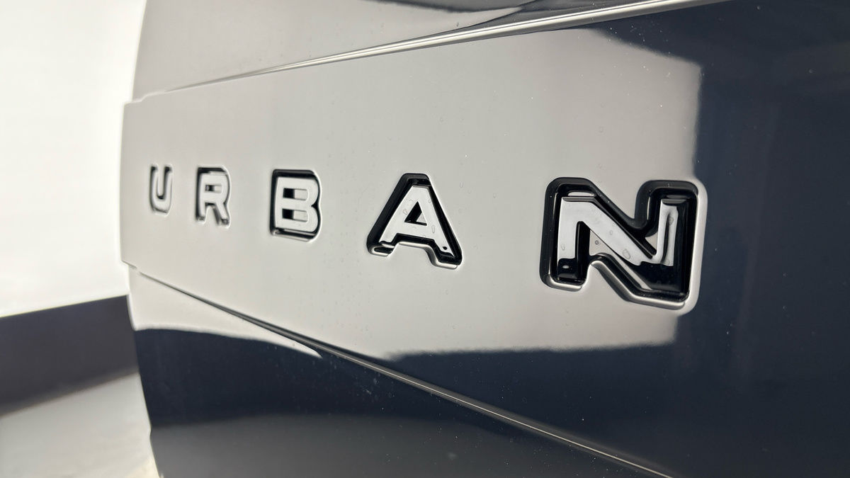 Land Rover Defender 110 Urban Image 27
