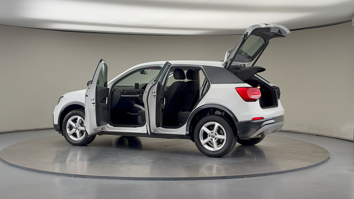 More views of Audi Q2