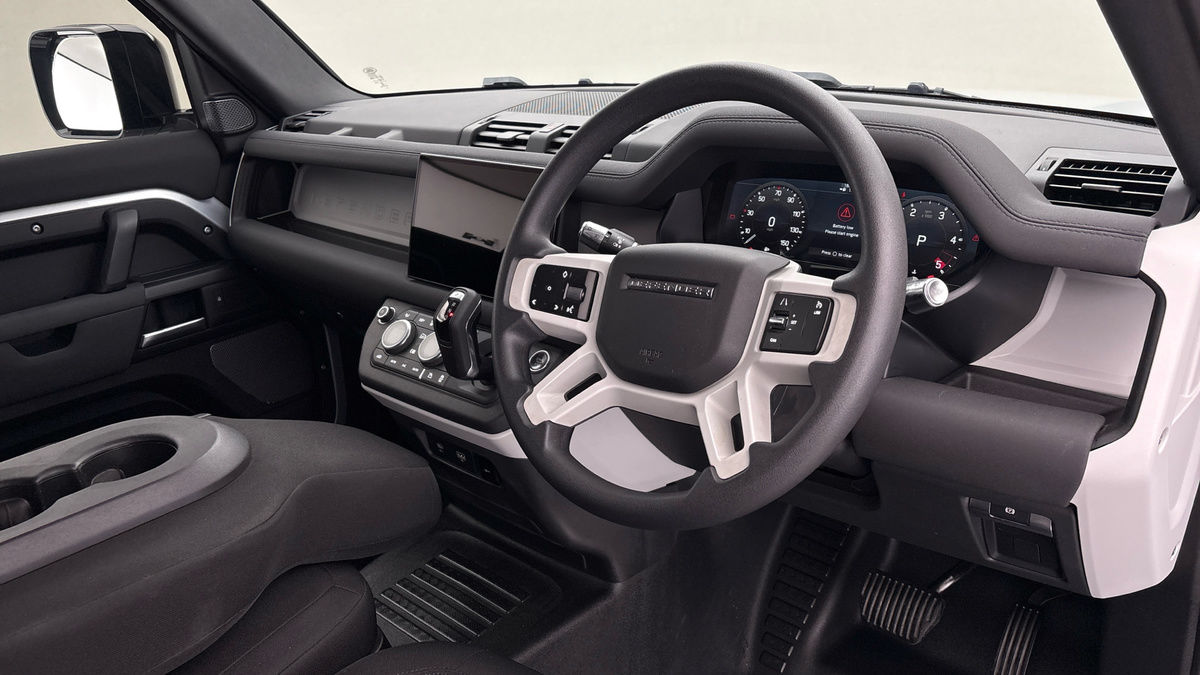 Land Rover Defender 90 Urban Image 5