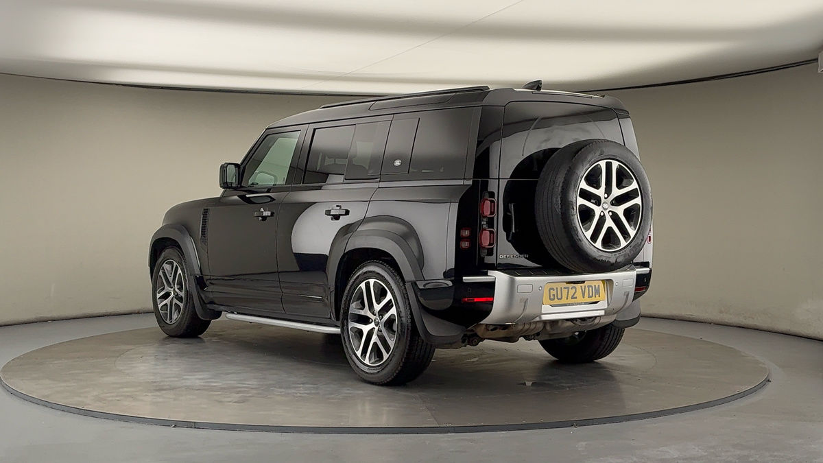 Land Rover Defender 110 Image 2