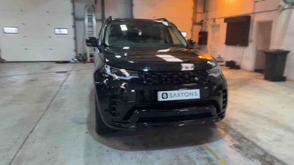 More views of Land Rover Discovery