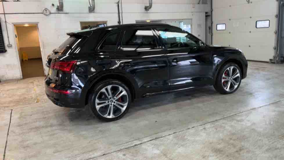 More views of Audi Q5